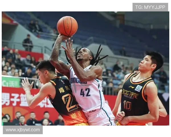 [CBA]克服体力下降 山东客场挑战上海.